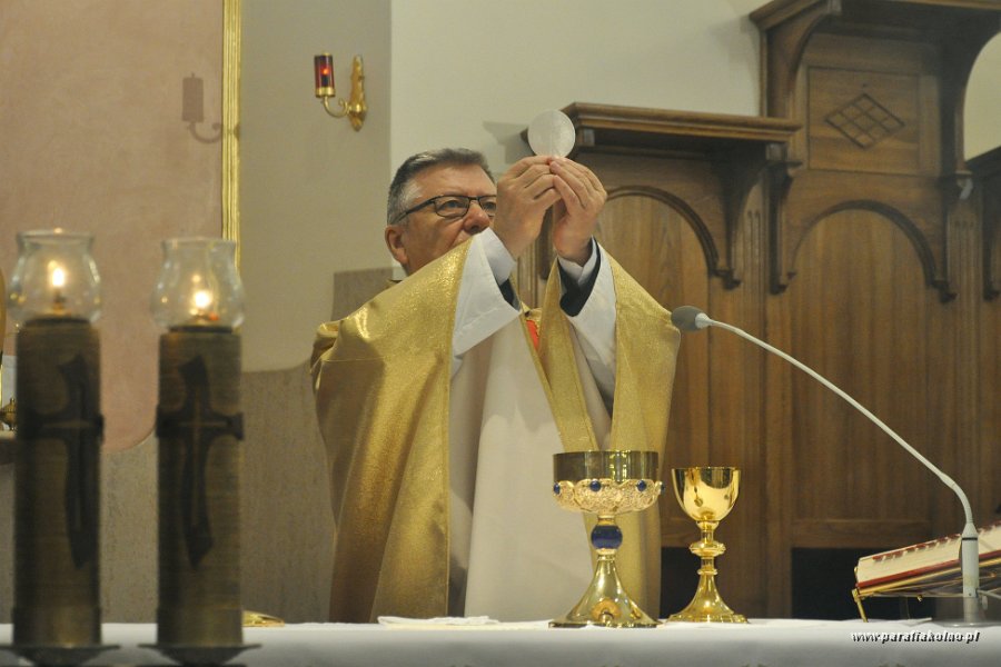 044 Uroczysta suma.jpg